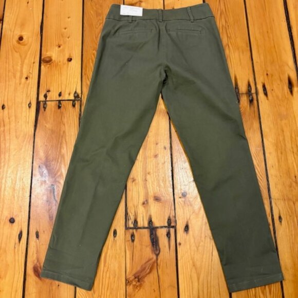 Ann Taylor Loft Modern Chino Crop, Size 4 - Picture 7 of 8